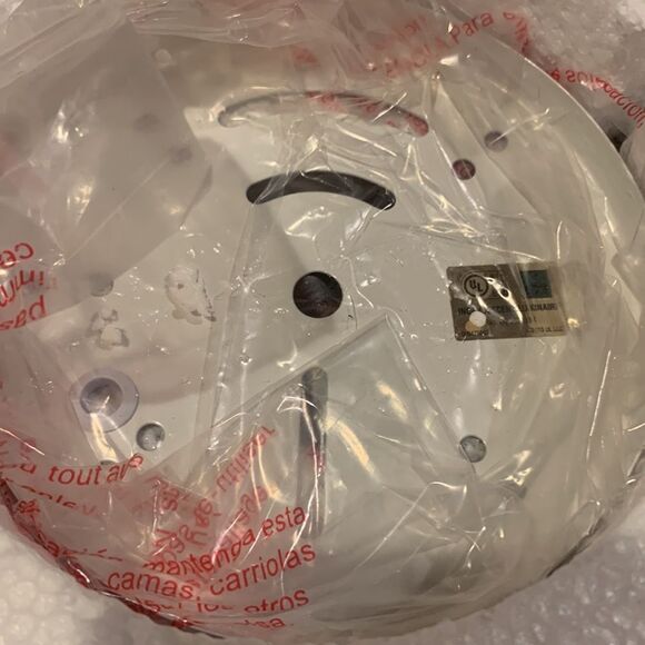 Set of 2 White Swirl Glass Flushmount Ceiling Lights – Square Fixtures - Picture 10 of 10